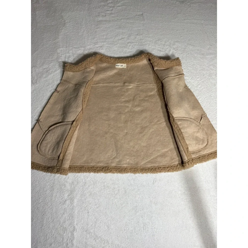 New In Sherpa Fleece Vest Women Large Tan Excellent Faux Shearling Gilet NJ90027